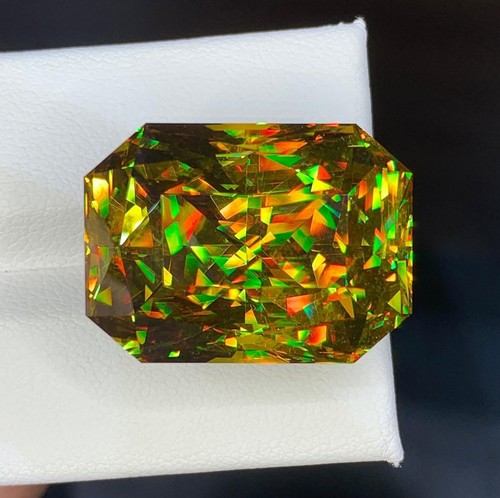 Natural full fire sphene - 5,